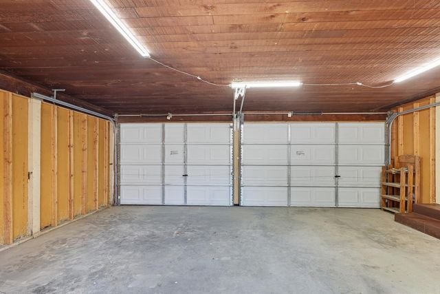 881 Gill Way, Chowchilla, CA 93610