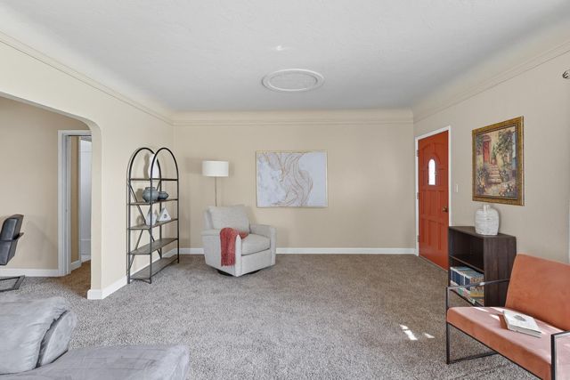 881 Gill Way, Chowchilla, CA 93610