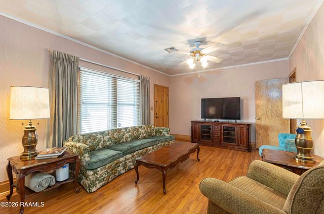 620 W Main Street, Broussard, LA 70518