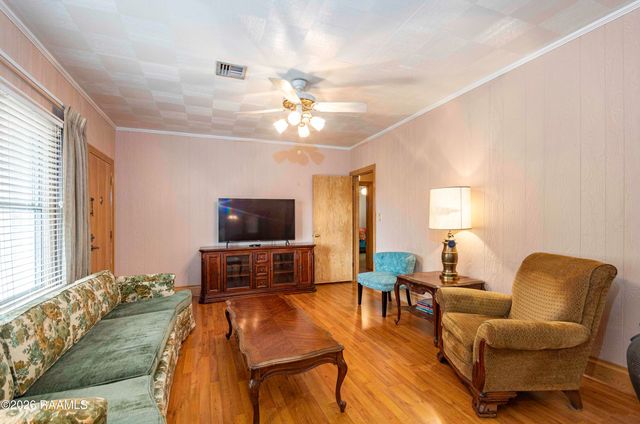 620 W Main Street, Broussard, LA 70518