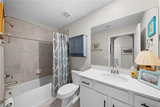 5629 Double Eagle CIR 4213, Ave Maria, FL 34142