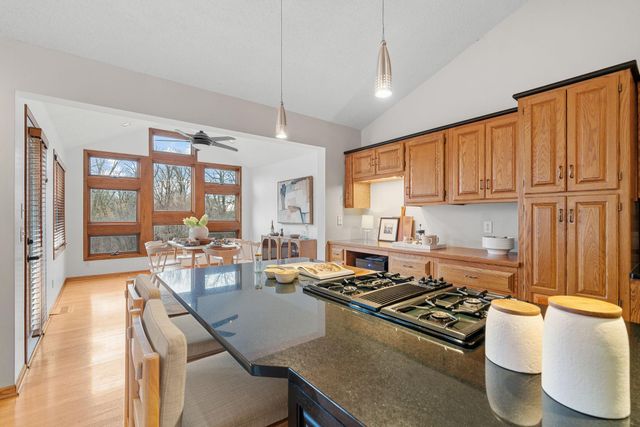 1688 Chatham Avenue, Arden Hills, MN 55112