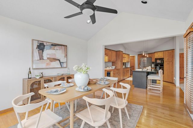 1688 Chatham Avenue, Arden Hills, MN 55112