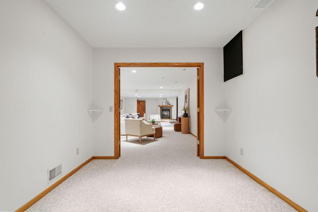 1688 Chatham Avenue, Arden Hills, MN 55112