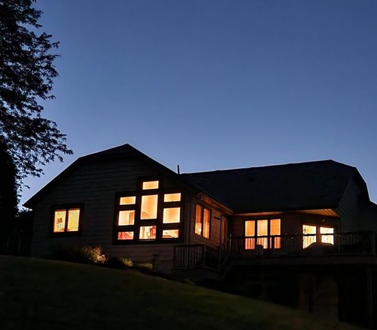 1688 Chatham Avenue, Arden Hills, MN 55112