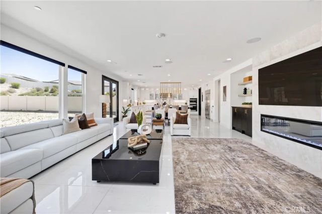 32468 Torenia Court, Temecula, CA 92591