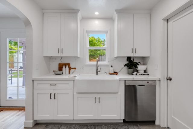2808 Center Street, Soquel, CA 95073