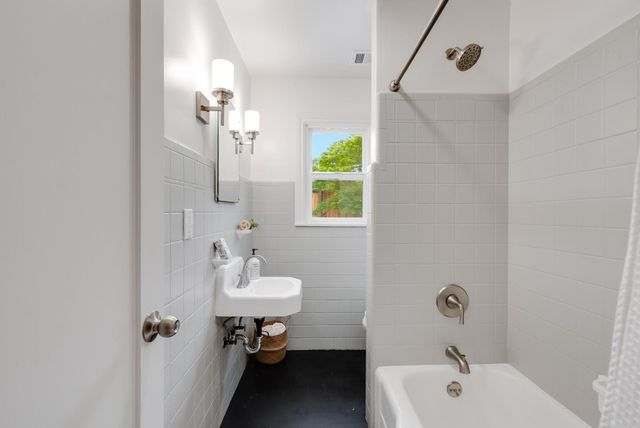 2808 Center Street, Soquel, CA 95073