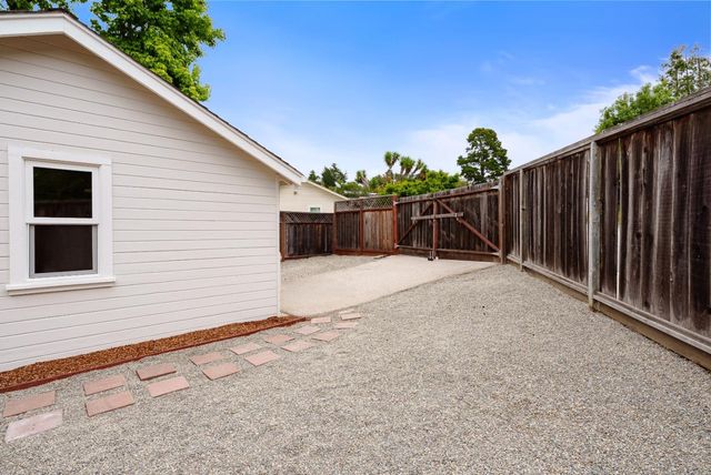 2808 Center Street, Soquel, CA 95073