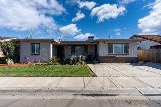 1402 S Nevada Ave, Los Banos, CA 93635