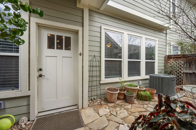 2237 Zach Scott ST, Austin, TX 78723