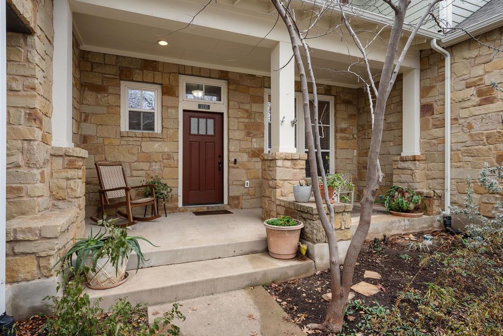 2237 Zach Scott ST, Austin, TX 78723