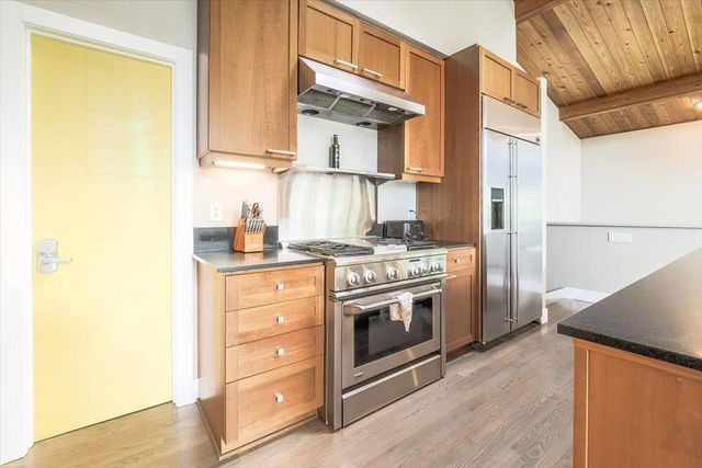 200 Hidden Creek Dr, Auburn, CA 95603