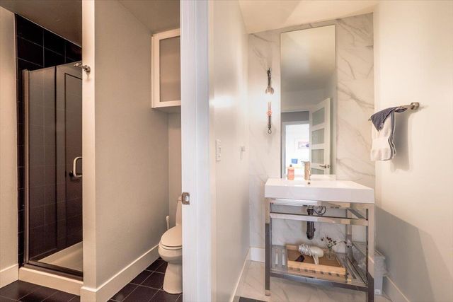 200 Hidden Creek Dr, Auburn, CA 95603