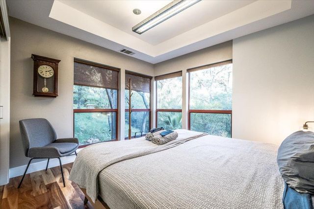 200 Hidden Creek Dr, Auburn, CA 95603