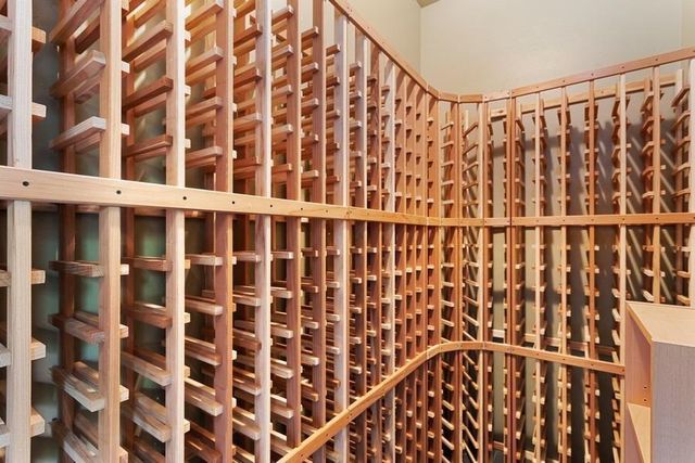 200 Hidden Creek Dr, Auburn, CA 95603