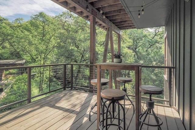 200 Hidden Creek Dr, Auburn, CA 95603