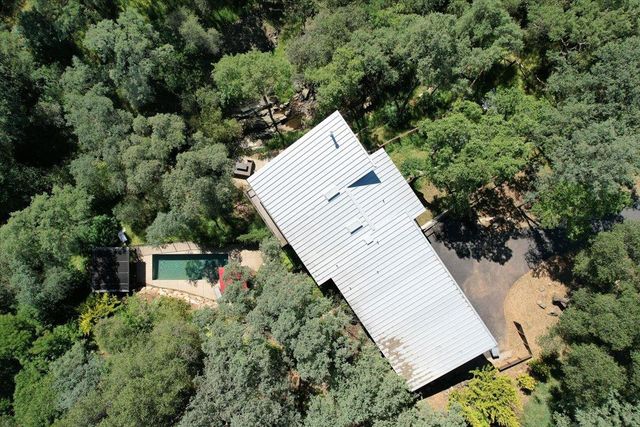 200 Hidden Creek Dr, Auburn, CA 95603