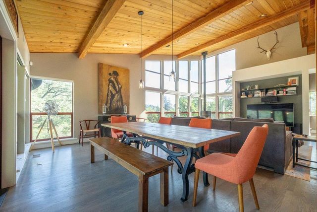 200 Hidden Creek Dr, Auburn, CA 95603