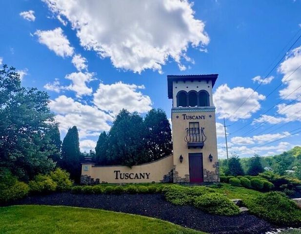 2420 Arezzo Street, Fort Mitchell, KY 41017