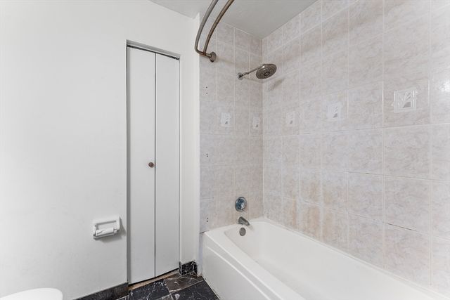 59 School St B15, Northborough, MA 01532