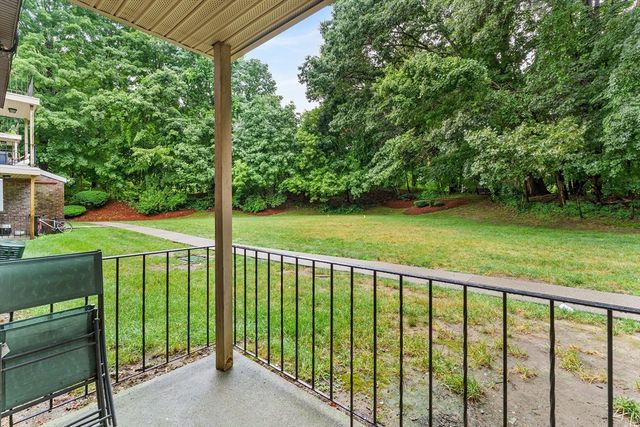 59 School St B15, Northborough, MA 01532