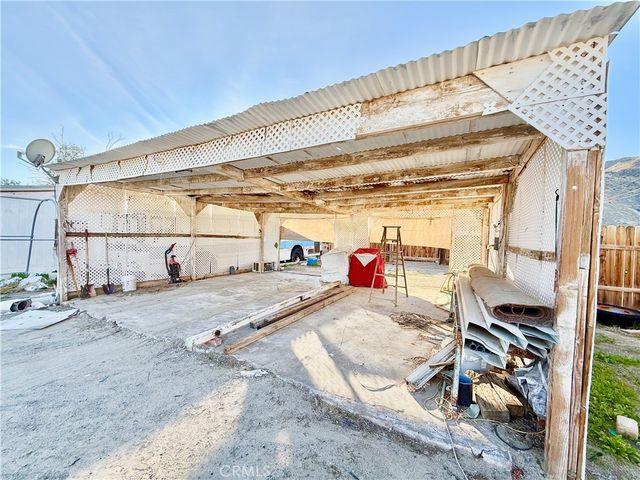 82475 3rd, Trona, CA 93562