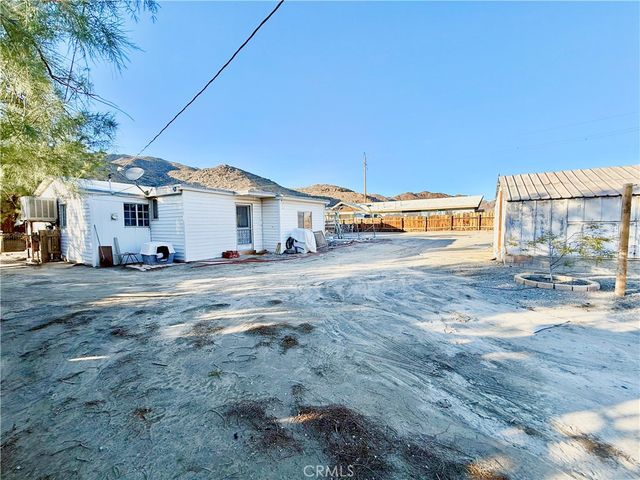 82475 3rd, Trona, CA 93562