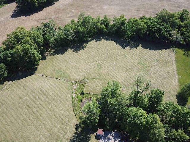 1888 Pelzer Road, Boonville, IN 47601