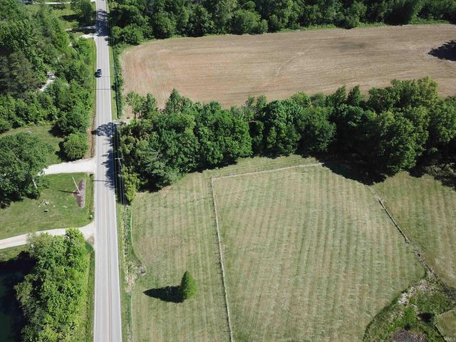 1888 Pelzer Road, Boonville, IN 47601