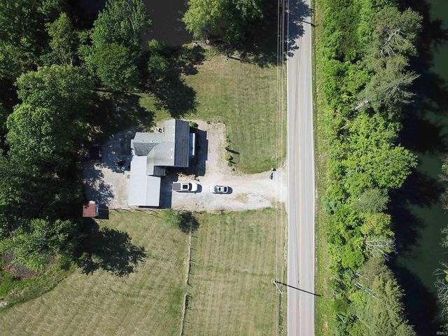 1888 Pelzer Road, Boonville, IN 47601