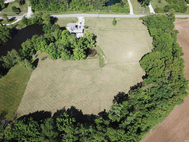 1888 Pelzer Road, Boonville, IN 47601