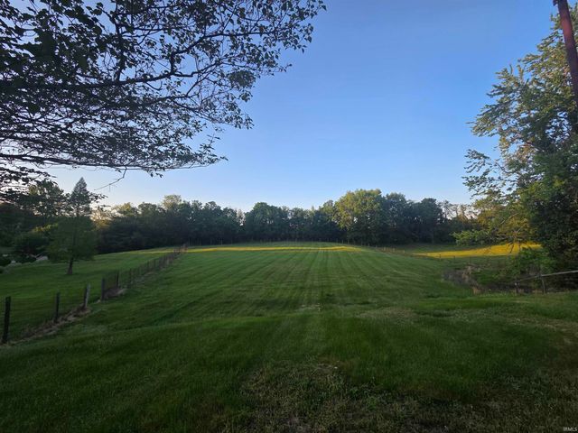 1888 Pelzer Road, Boonville, IN 47601