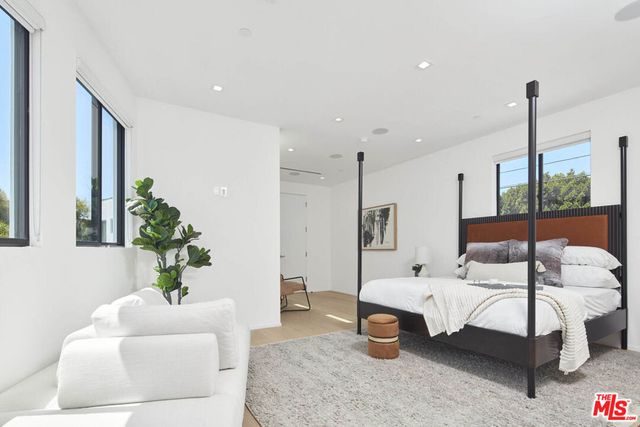 4338 Huntley Avenue, Culver City, CA 90230