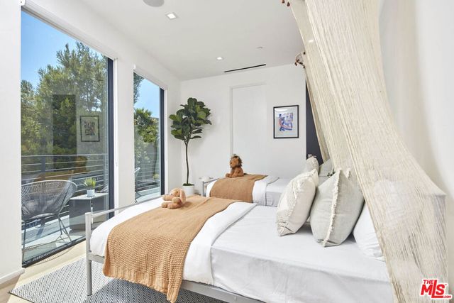 4338 Huntley Avenue, Culver City, CA 90230