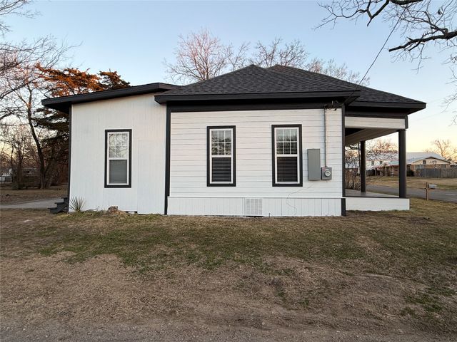 110 Mill Street, Cumby, TX 75433