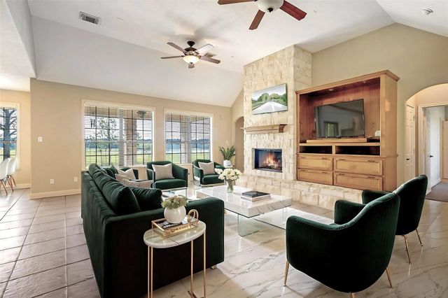 1485 S Fm 1988, Livingston, TX 77351