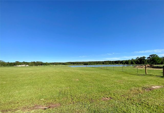 1485 S Fm 1988, Livingston, TX 77351
