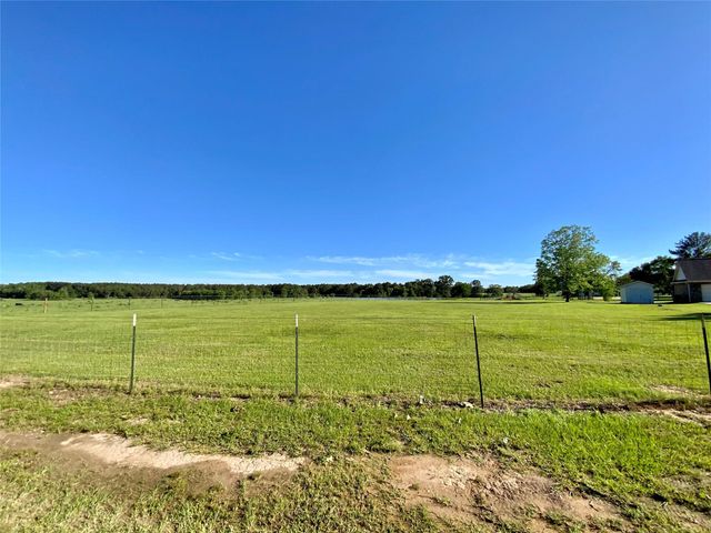 1485 S Fm 1988, Livingston, TX 77351