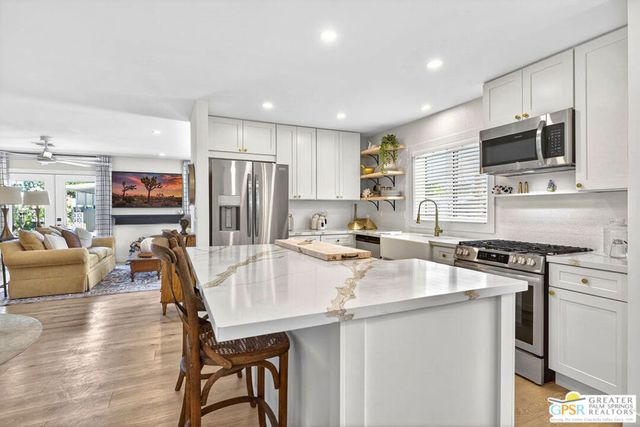 279 Saguaro Drive, Palm Springs, CA 92264