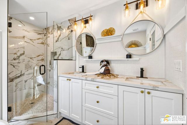 279 Saguaro Drive, Palm Springs, CA 92264