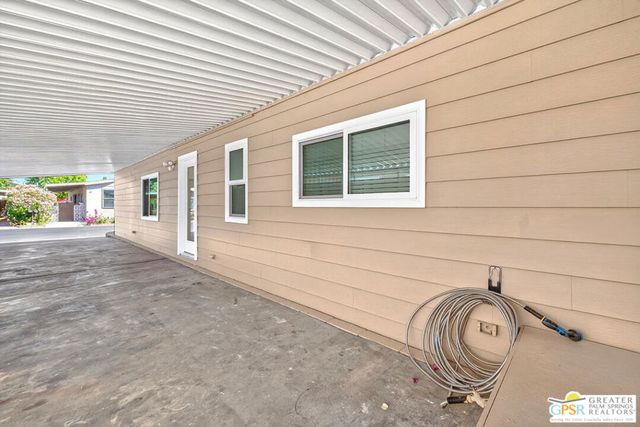 279 Saguaro Drive, Palm Springs, CA 92264