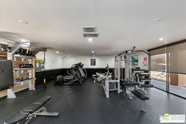 279 Saguaro Drive, Palm Springs, CA 92264