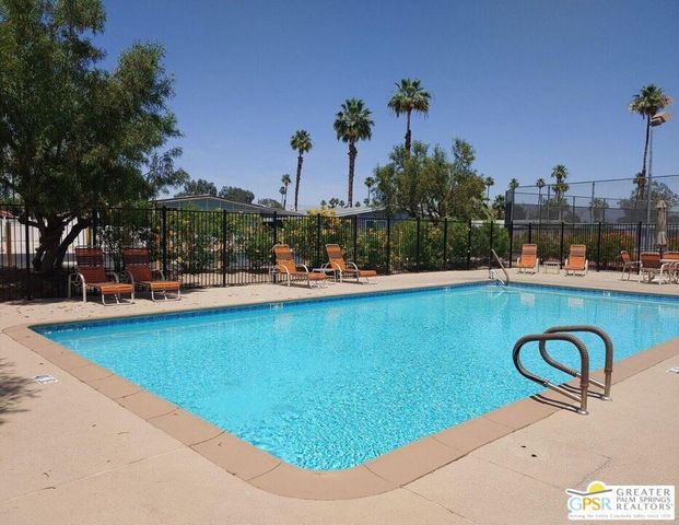 279 Saguaro Drive, Palm Springs, CA 92264