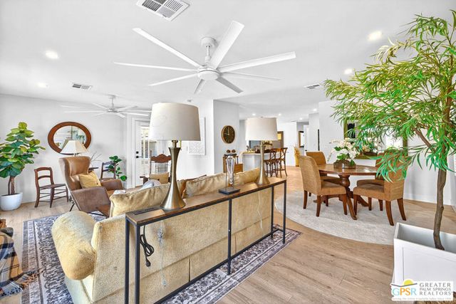 279 Saguaro Drive, Palm Springs, CA 92264