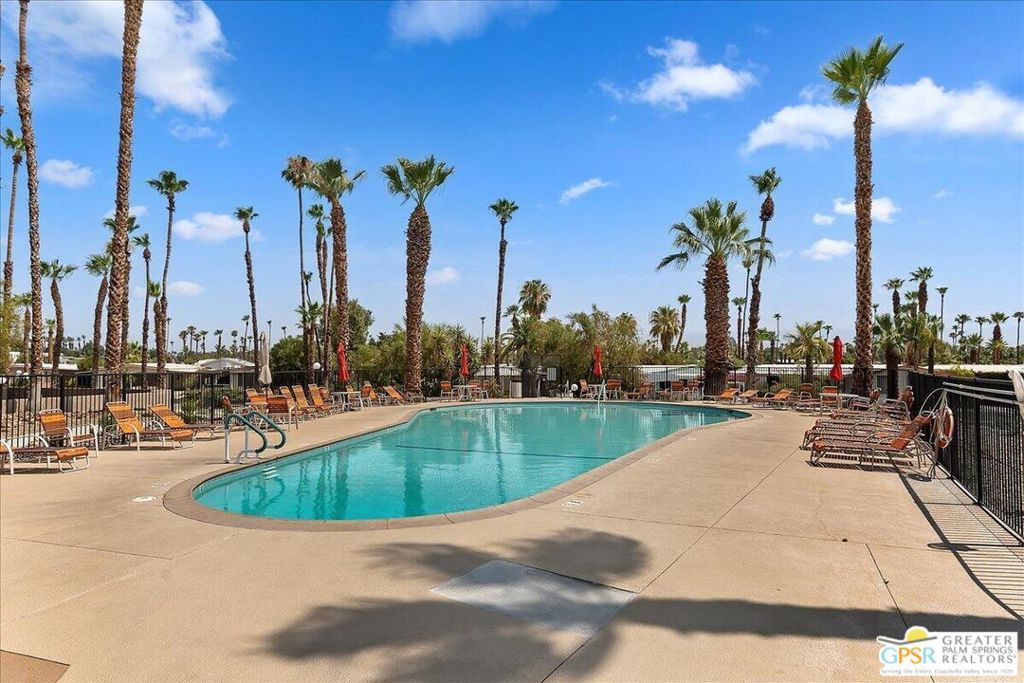 Image 31 of property listing at 279 Saguaro Drive, Palm Springs, CA 92264