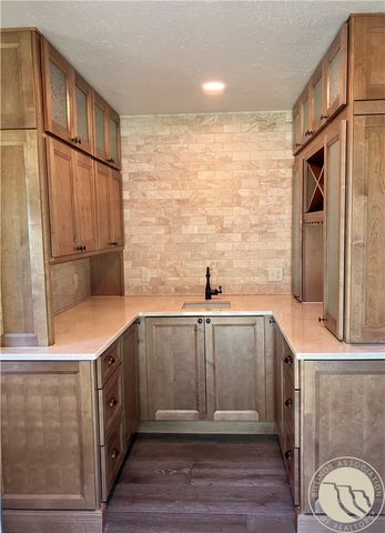 17 Bighorn, Red Lodge, MT 59068