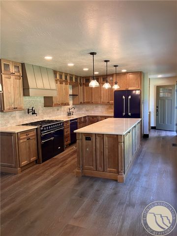 17 Bighorn, Red Lodge, MT 59068