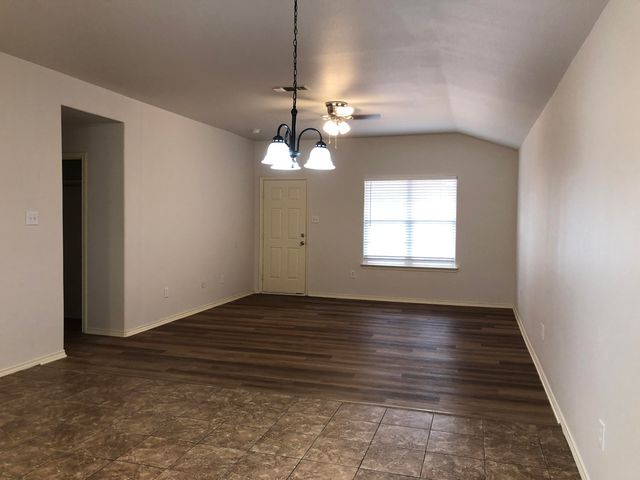 6705 84th Street, Lubbock, TX 79424