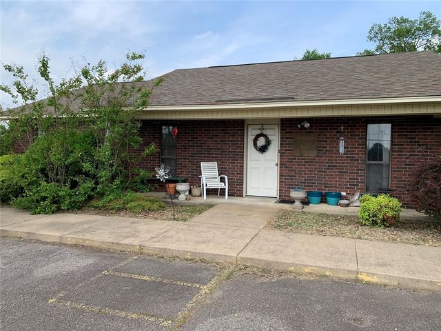 1311 E 16th Street, Russellville, AR 72802